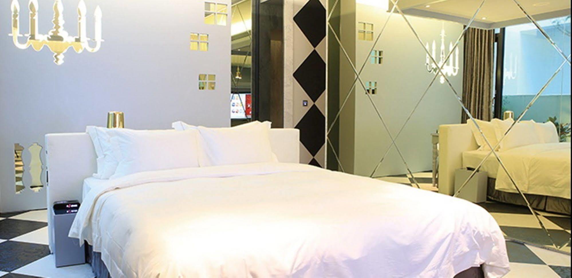 All-Ur Boutique Motel-Hsin Chu Branch Hsinchu stad Exteriör bild